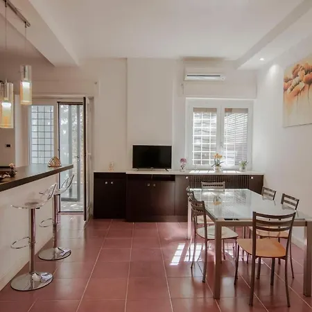 Place Appartmento Metro Laurentina Apartmán *